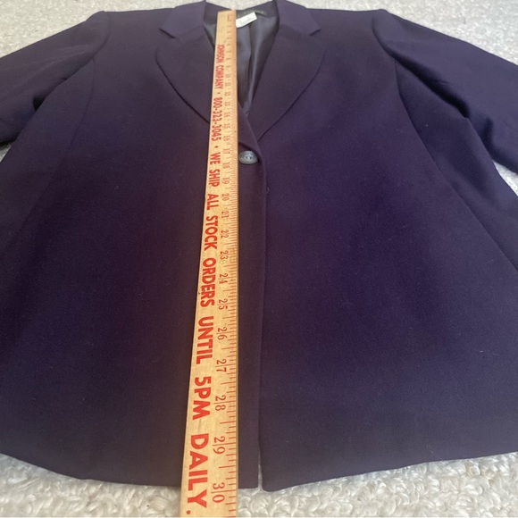 Classic Navy Jacket/Blazer ~harve benard ~Size 12 ~100% Wool Single Button - Picture 7 of 12